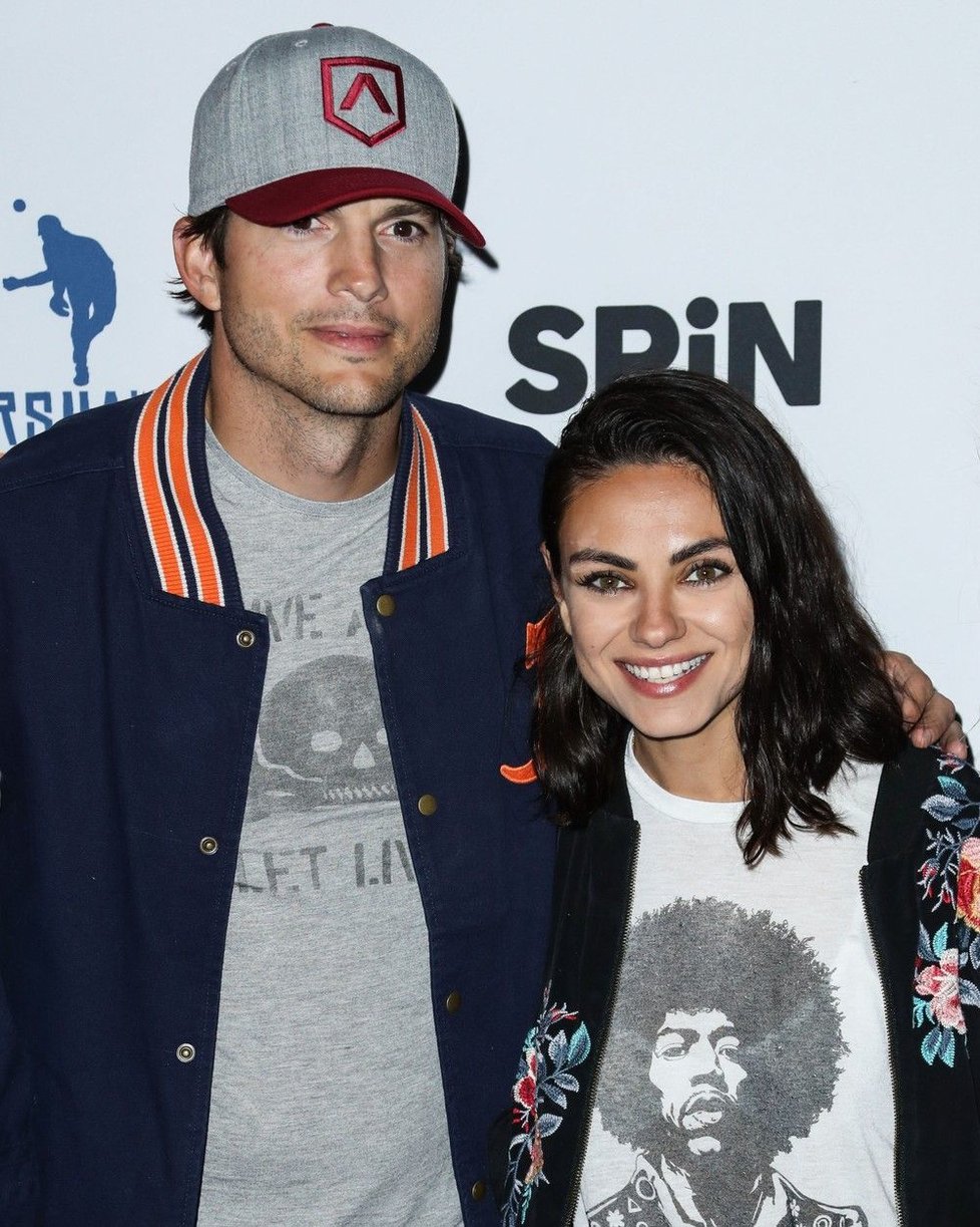 Ashton Kutcher s manželkou, herečkou Milou Kunis