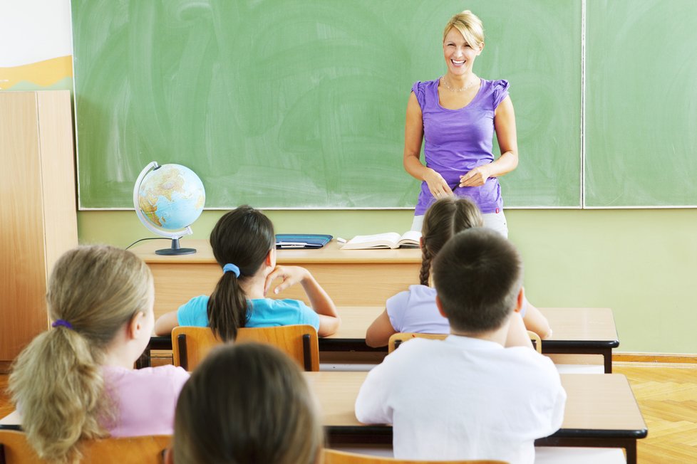 Některé školy mají náročné podmínky pro přijetí, studenti tak mnohdy jdou na lehčí školu, anebo takovou, která je v místě jejich bydliště (ilustrační foto.)