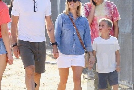Reese Witherspoon se děsí synovy puberty. "Nejsem na to připravena,“ říká!