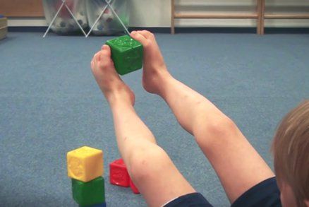 Tohle děti naučte, aby neměly ploché a bolavé nohy. Funguje to!  Tohle děti naučte, aby neměly ploché a bolavé nohy. Funguje to!