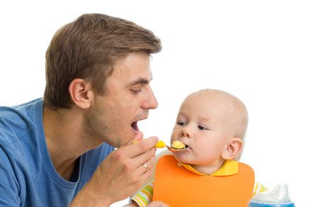 VELKÝ TEST: Obsahují dětské přesnídávky opravdu jen ovoce? Třetina ne!