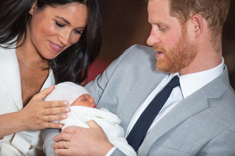 Meghan, Harry a Archie.