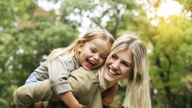 Chcete mít spokojené a šťastné dítě? Dělejte těchto 5 věcí!