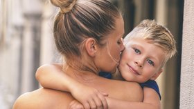 12 nejdůležitějších věcí, které byste měla naučit syna o ženách!