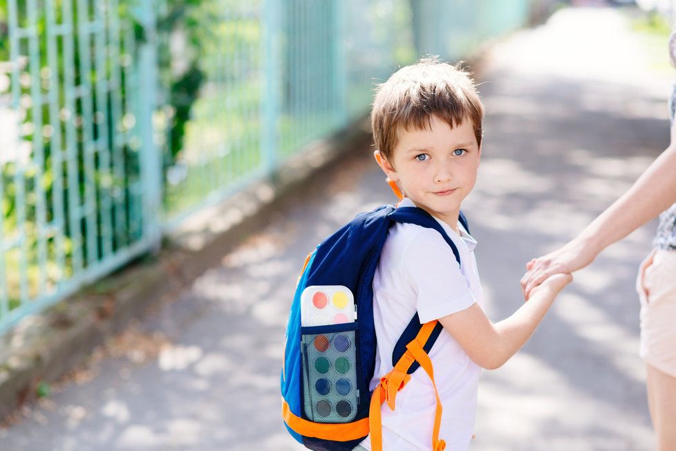 Přetrvávajícím trendem při nákupu školních aktovek rodiči je důraz na kvalitu, dobré zpracování, bezpečnostní prvky, zdravotní nezávadnost a nízkou hmotnost.
