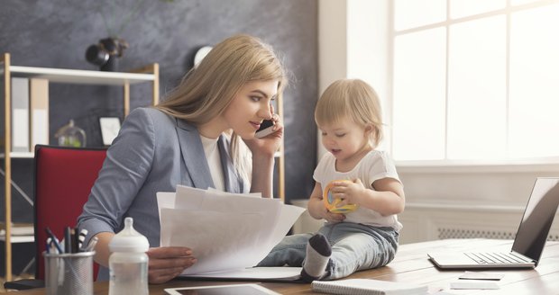 Dokázáno! Děti pracujících matek jsou v dospělosti šťastnější a úspěšnější!