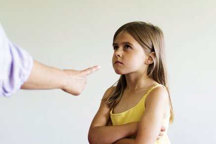 Je vaše dítě vzpurné? 10 vět, které ho rychle zaručeně uklidní!