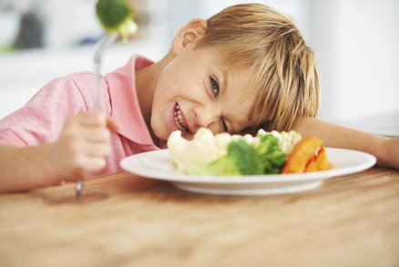 Nenuťte děti, aby jedly zeleninu! Proč k ní mají takový odpor? Budete se divit