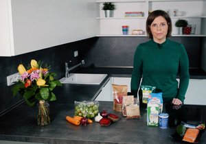 Karolína Hlavatá, nutriční poradkyně z iniciativy Vím, co jím se tentokrát zaměřila na superpotraviny. Jaké bychom měli dávat dětem do jídelníčku?