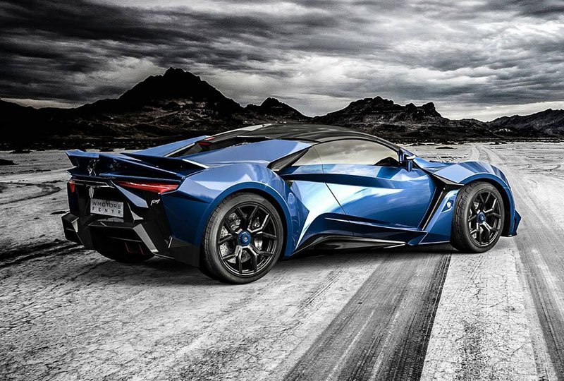 W Motors Fenyr Supersport