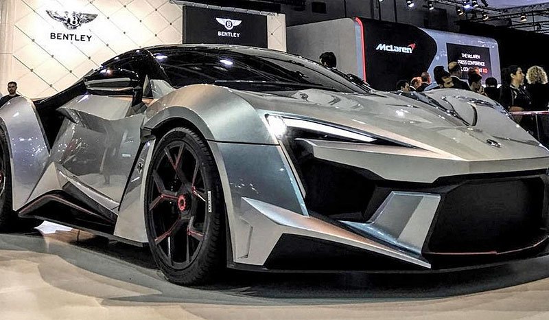 W Motors Fenyr Supersport