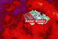 Supertropy zesilují, teploty dosáhnou až 37 °C, hrozí požáry. Sledujte radar Blesku