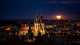 Nebeská podívaná! Česko okouzlí výjimečný úplněk