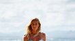 Stephanie Gilmoreová (28) Královna surfařek ovládla šestkrát MS a na konto si připsala 760 tisíc dolarů (20 milionů korun). Dlouhodobě spolupracuje s oděvní značkou Roxy.