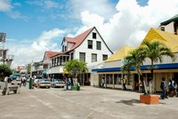 Vraždil i vlastní děti! Útočník v Surinamu ubodal 9 lidí