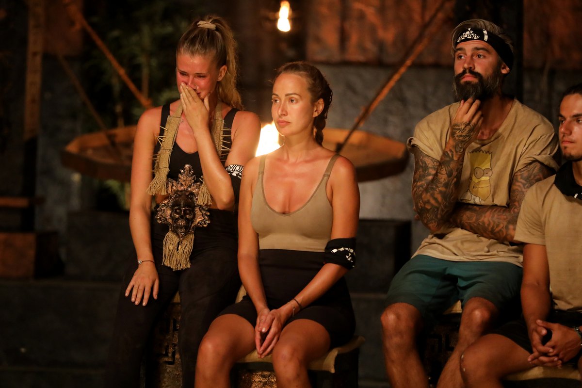 V drsné reality show Survivor už zůstala jen finálová pětka. 