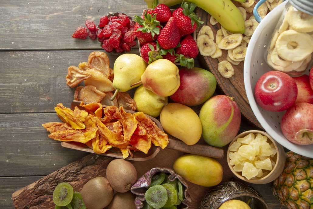 Sušené ovoce můžete využít v gastronomii nejen při přípravě snídaní a dezertů.