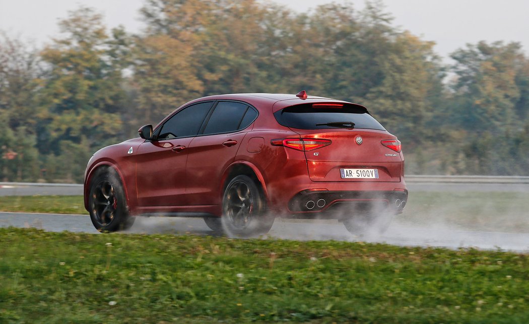 Alfa Romeo Stelvio QV