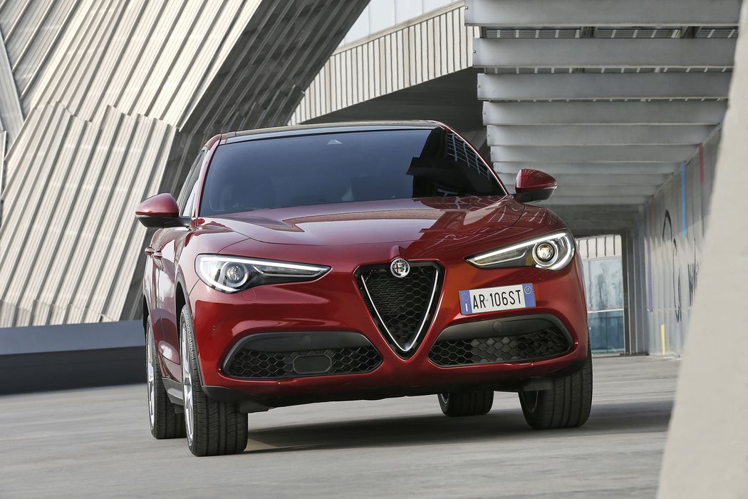 suv alfaromeo ceniky video redakcnivideo