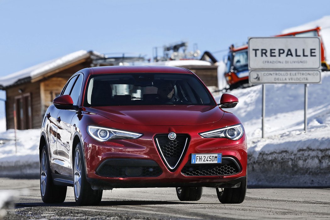 suv alfaromeo ceniky video redakcnivideo