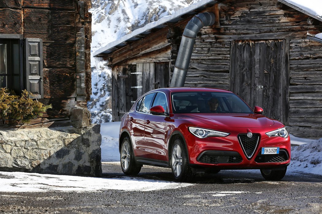 suv alfaromeo ceniky video redakcnivideo