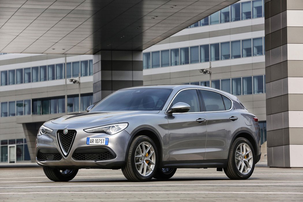 suv alfaromeo ceniky video redakcnivideo