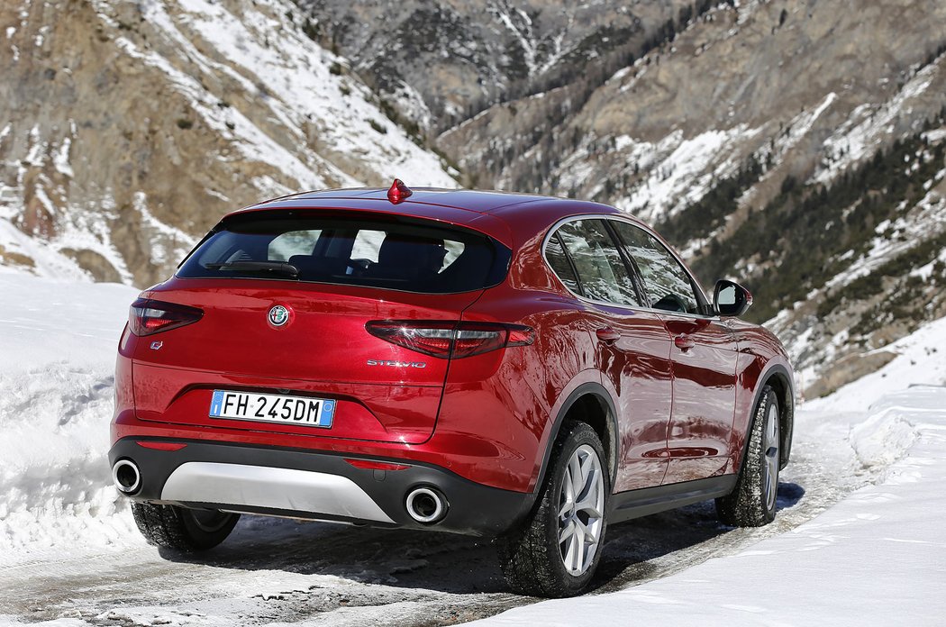 suv alfaromeo ceniky video redakcnivideo