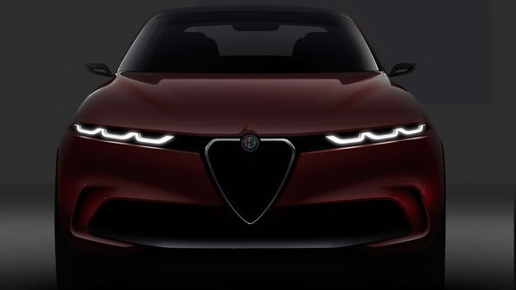 Alfa Romeo láká na veledůležitý comeback. Představí jej v Ženevě