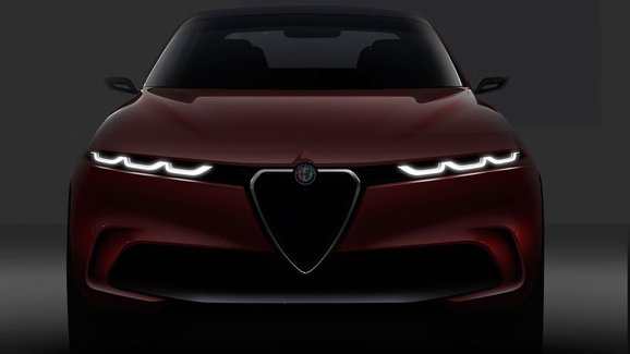 Alfa Romeo má 10 let na svůj rozvoj. Šéf koncernu potenciálu značky věří