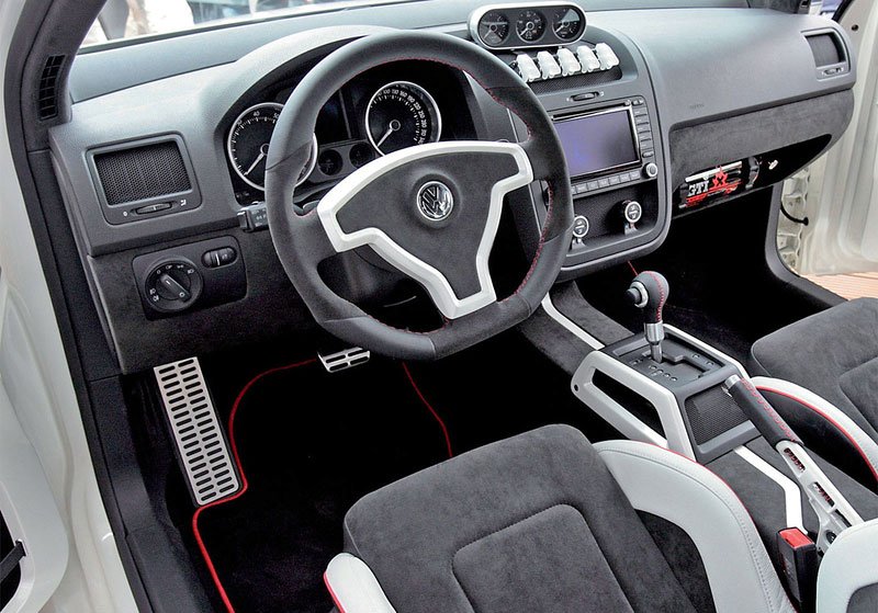 Volkswagen Golf GTI W12-650