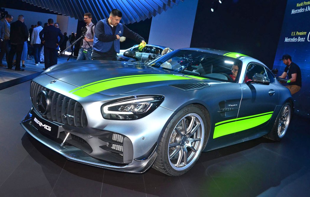 Mercedes AMG GT R PRO