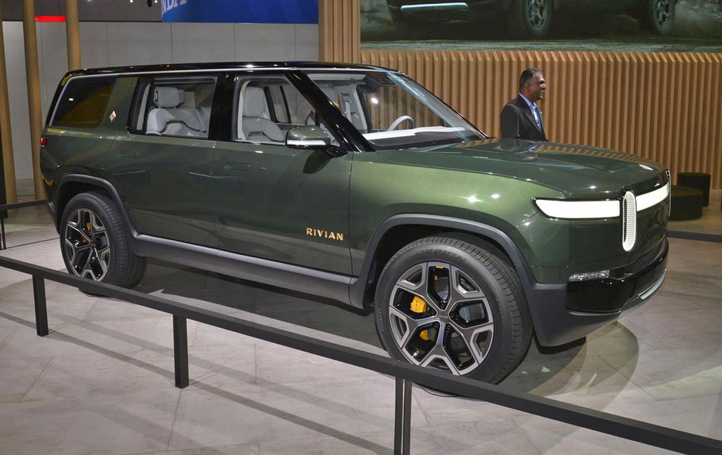 Rivian R1S