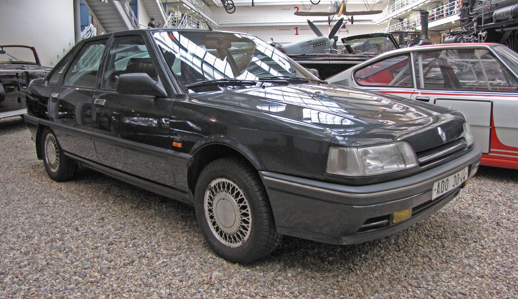 Renault 21 (Havel)