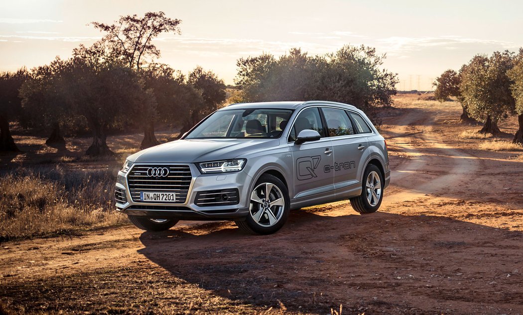 Audi Q7 e-tron quattro