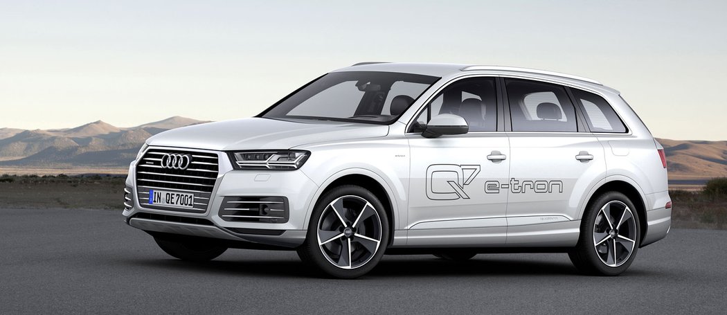 Audi Q7 e-tron quattro