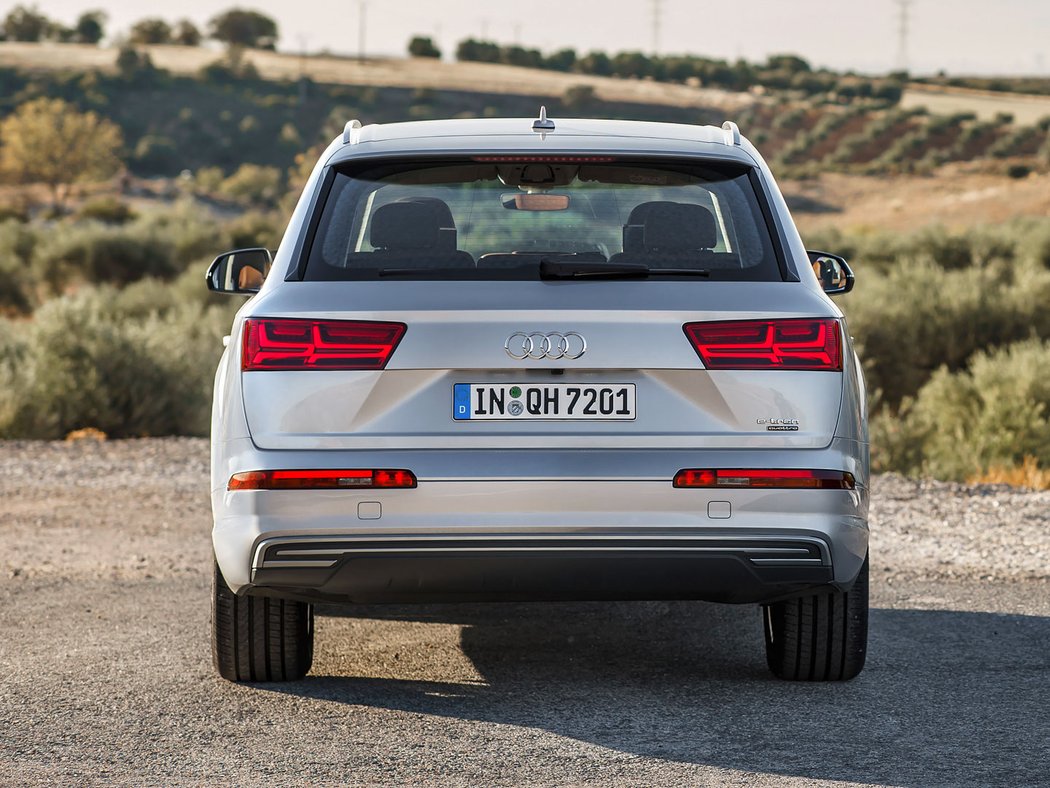 Audi Q7 e-tron quattro