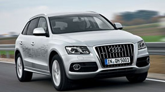 Audi Q5 hybrid quattro: Nejlehčí hybridní SUV na trhu