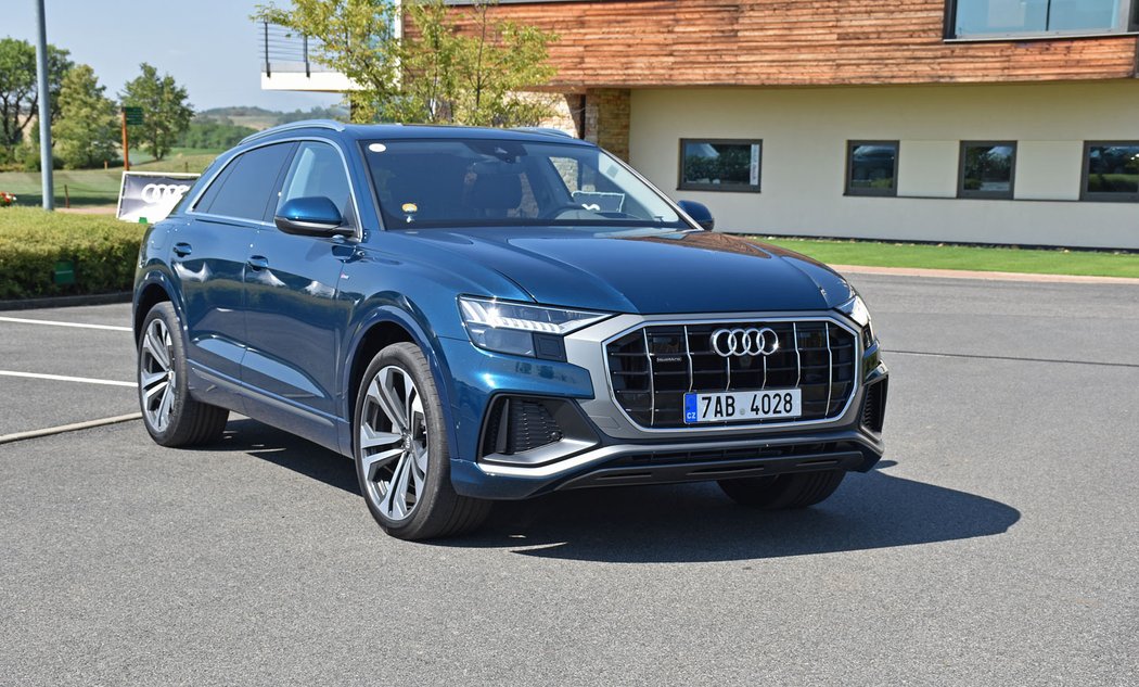 Audi Q8