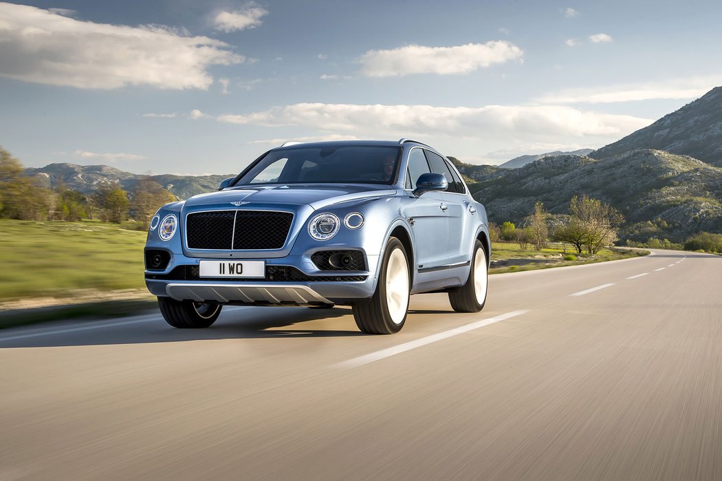 suv bentley jizdnidojmy novemodely luxusni