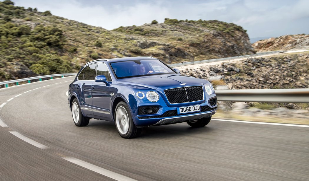 suv bentley jizdnidojmy svetmotoru