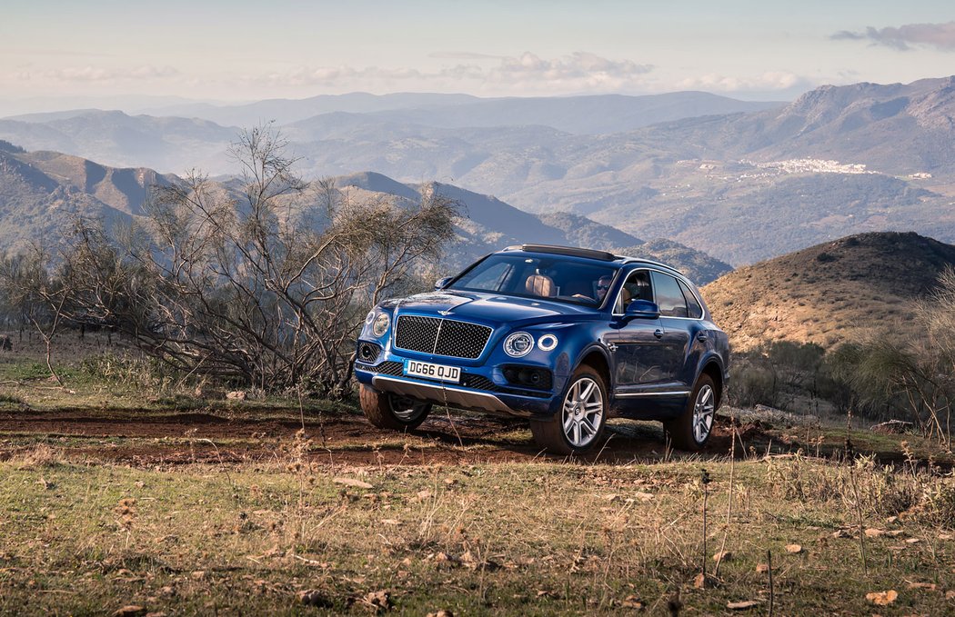 suv bentley jizdnidojmy svetmotoru