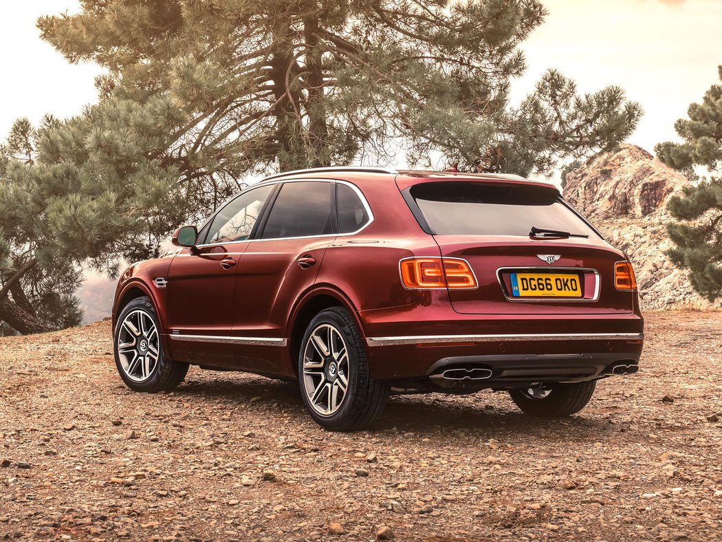 suv bentley jizdnidojmy svetmotoru