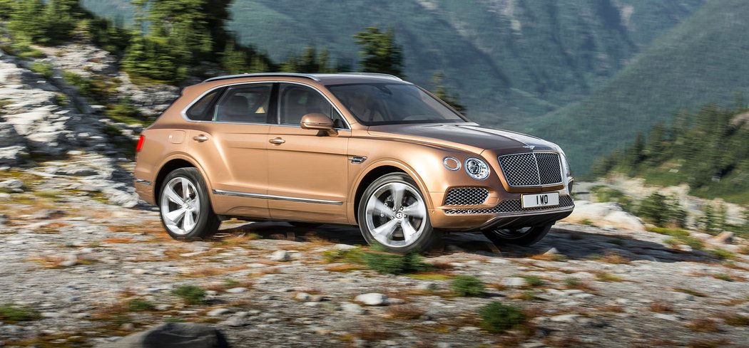 suv bentley novemodely premioveznacky video frankfurt2015