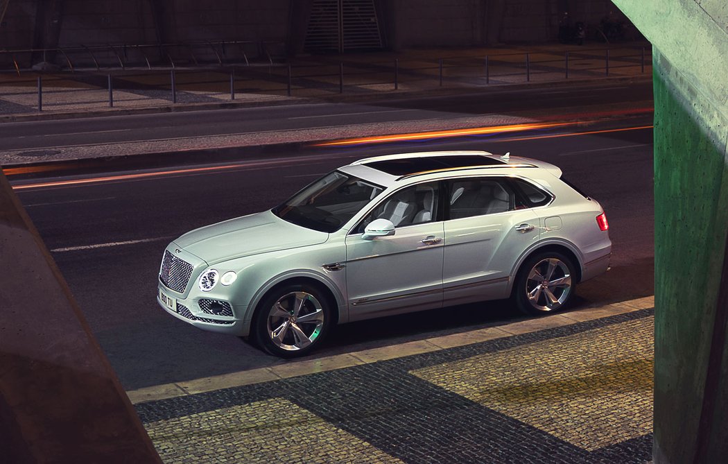 Bentley Bentayga Hybrid