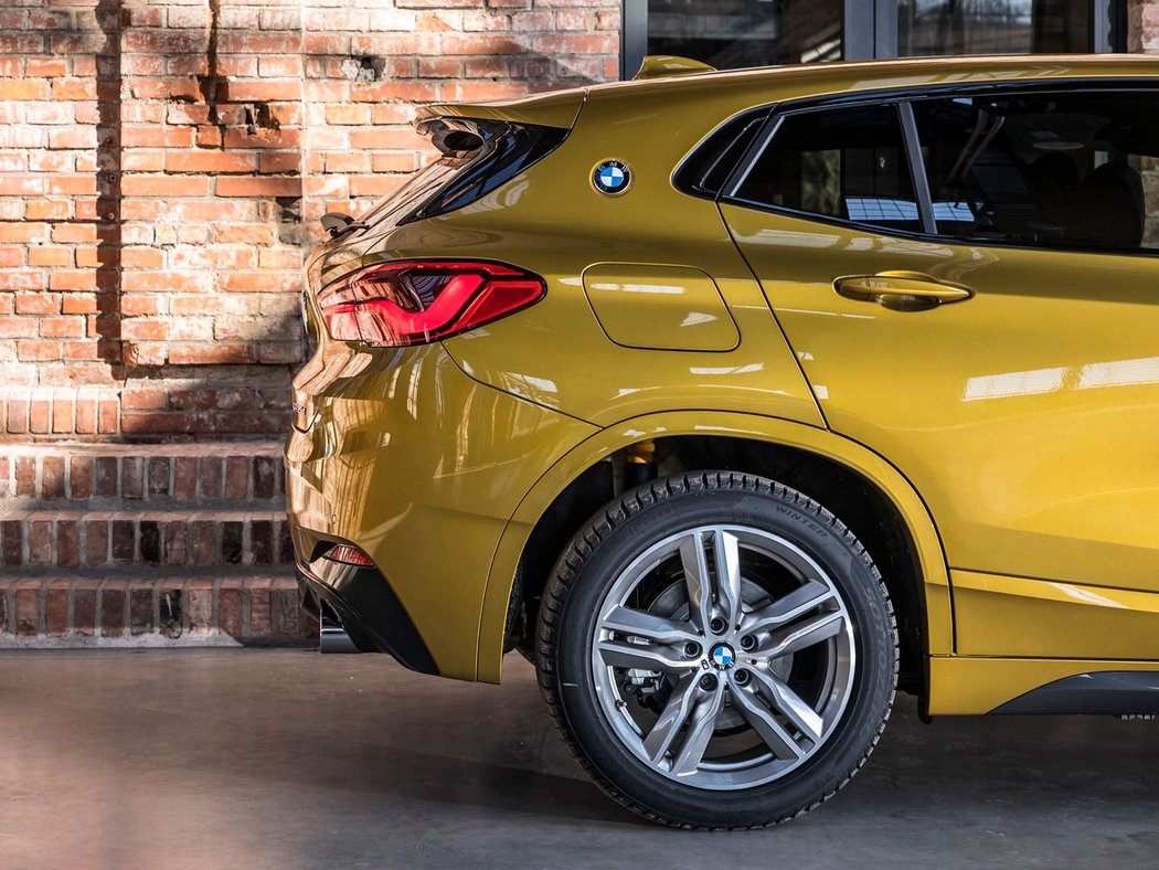 BMW X2