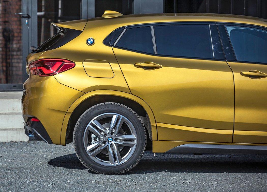 BMW X2