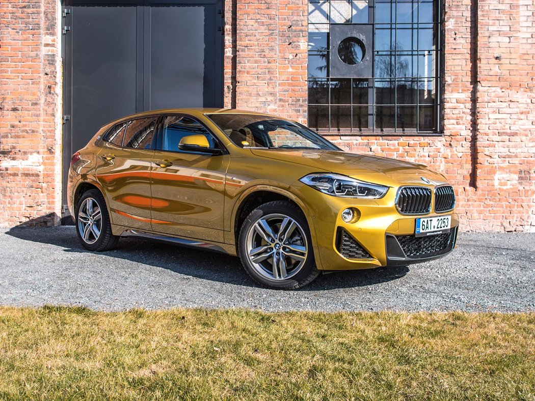 BMW X2