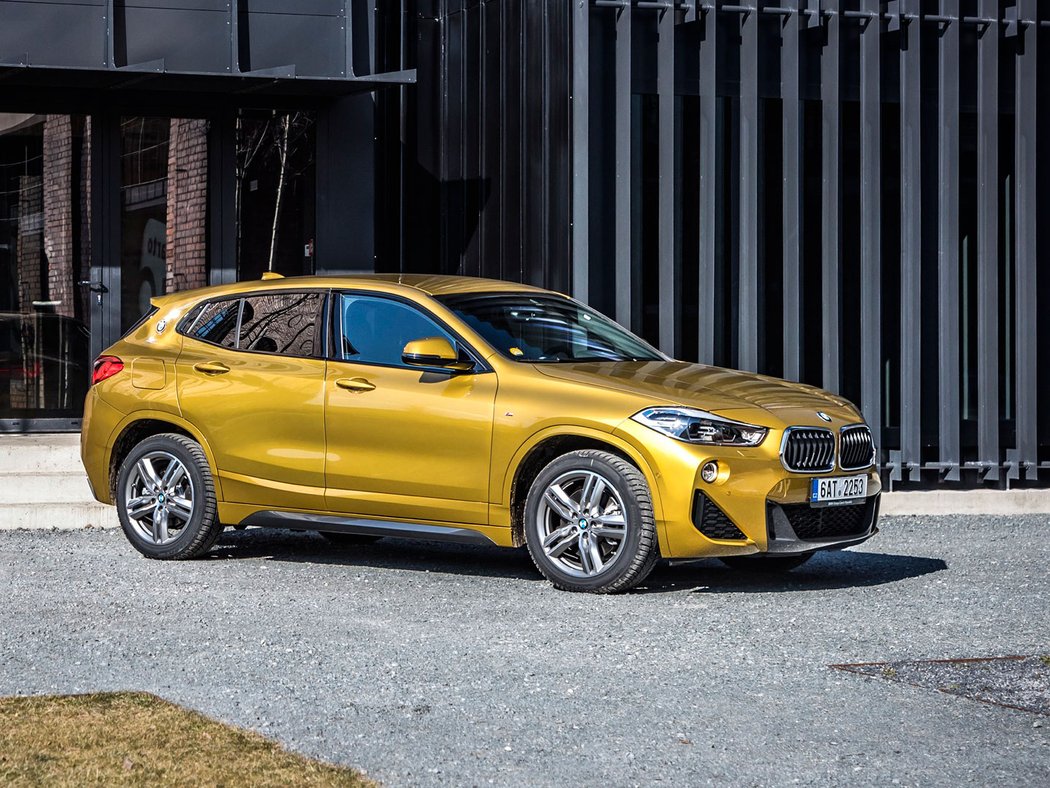 BMW X2