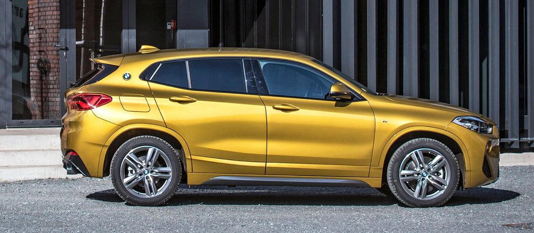 BMW X2