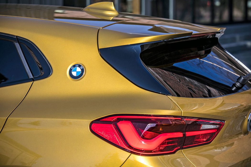 BMW X2